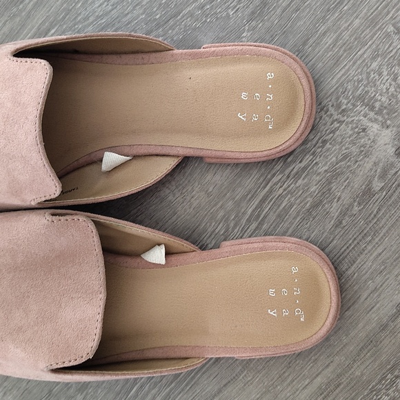 A New Day Women's Blush Pink Faux Suede Classic Pointed Toe Miles Size 7 - Picture 4 of 7